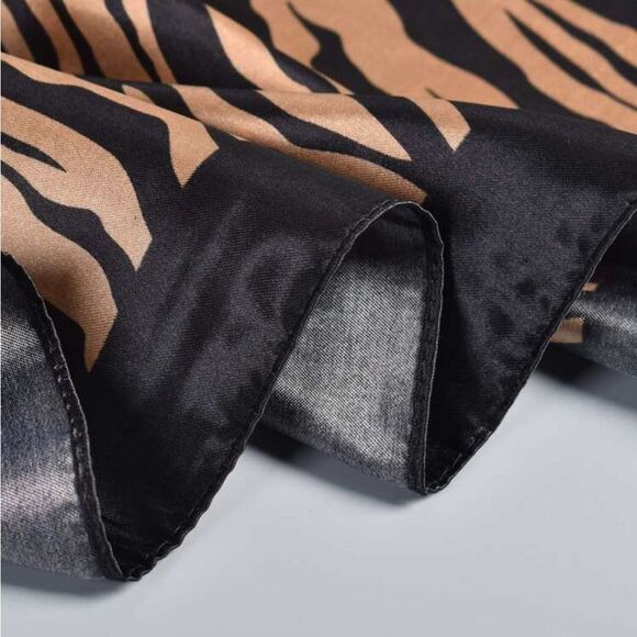 Stylish Zebra Print Satin Scarf - Picture 3 of 6